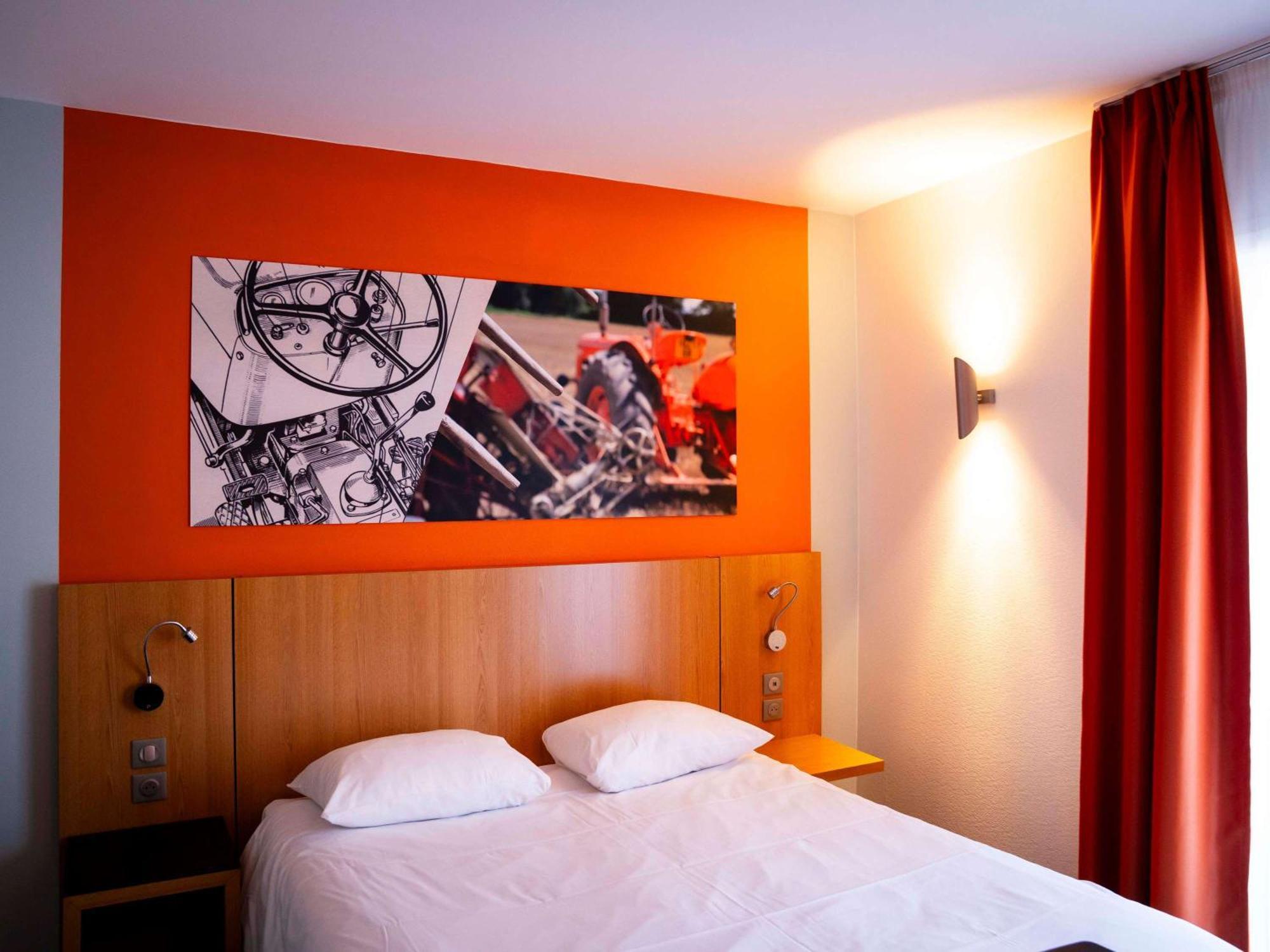 Ibis Styles Bourbon Lancy Hotel Exterior photo
